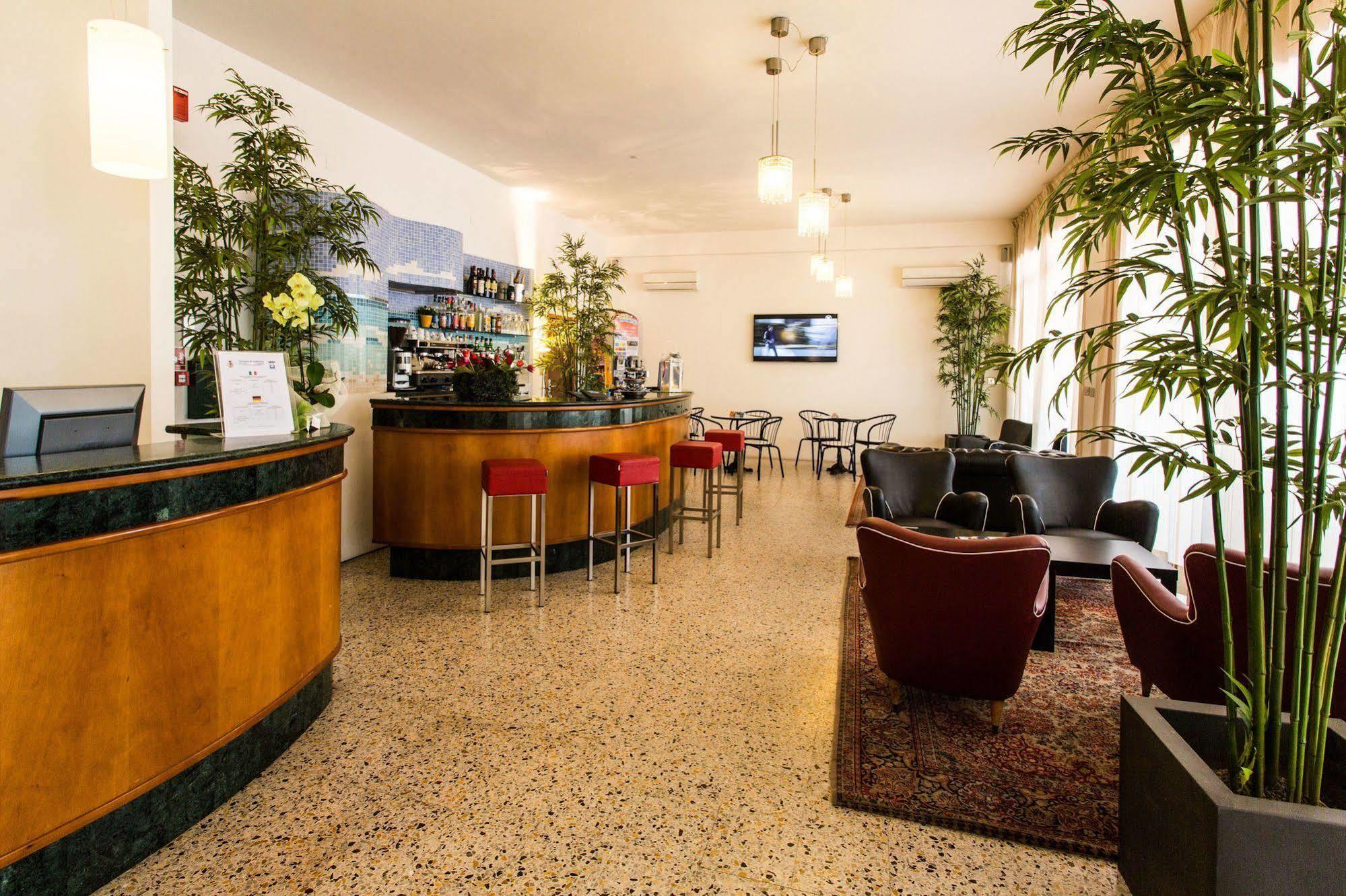 Hotel Confort Cattolica